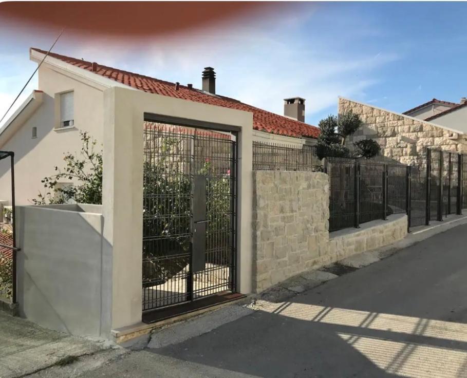 Romantic Stone- Studio Apartman Omiš Kültér fotó